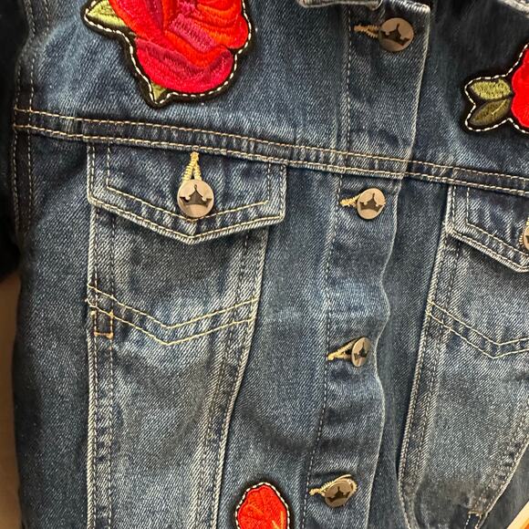 NWT Disney ily Princess Belle Roses Jean Jacket - Picture 3 of 6
